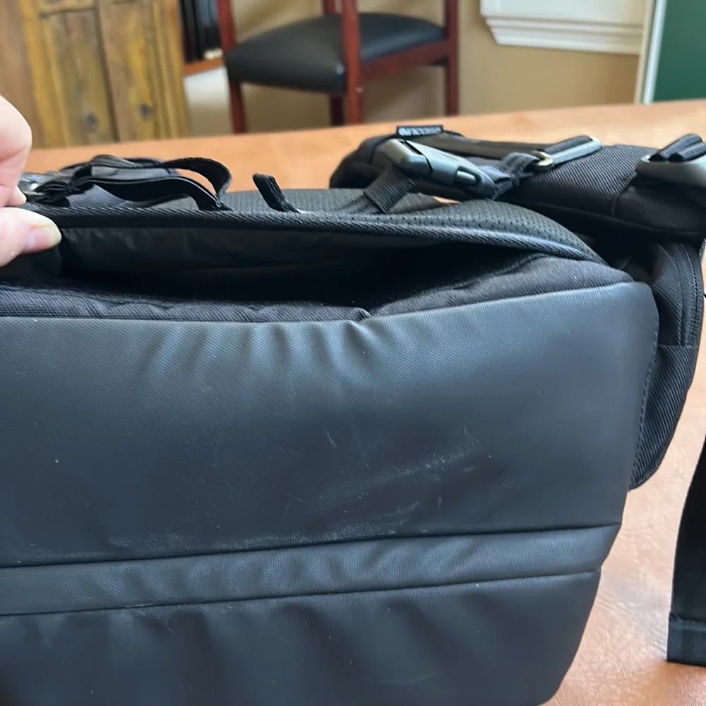 Backpack - Picture 10 of 10